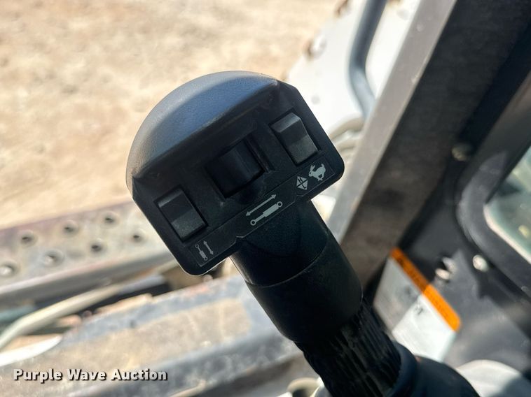 image for item DY0453 2006 Bobcat S185 skid steer loader