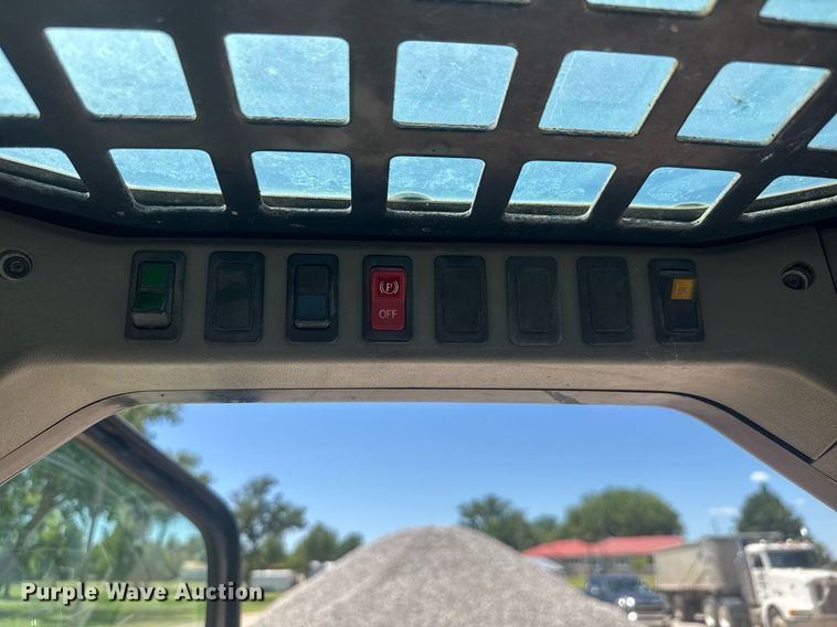 image for item DY0453 2006 Bobcat S185 skid steer loader