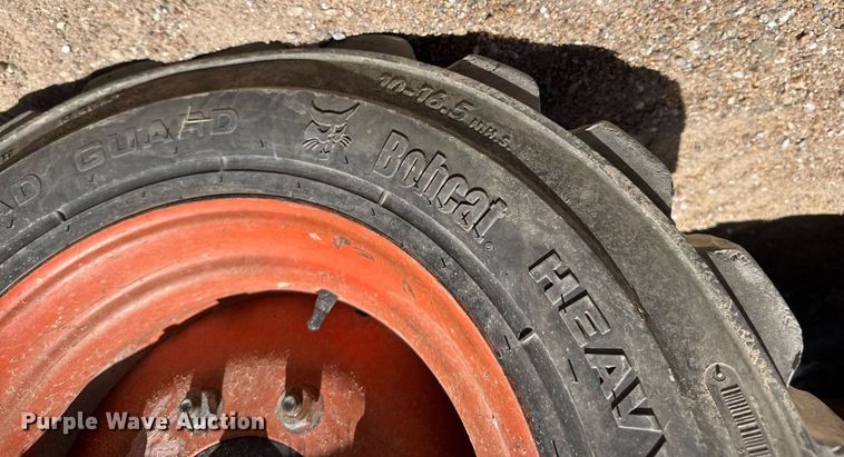 image for item DY0453 2006 Bobcat S185 skid steer loader