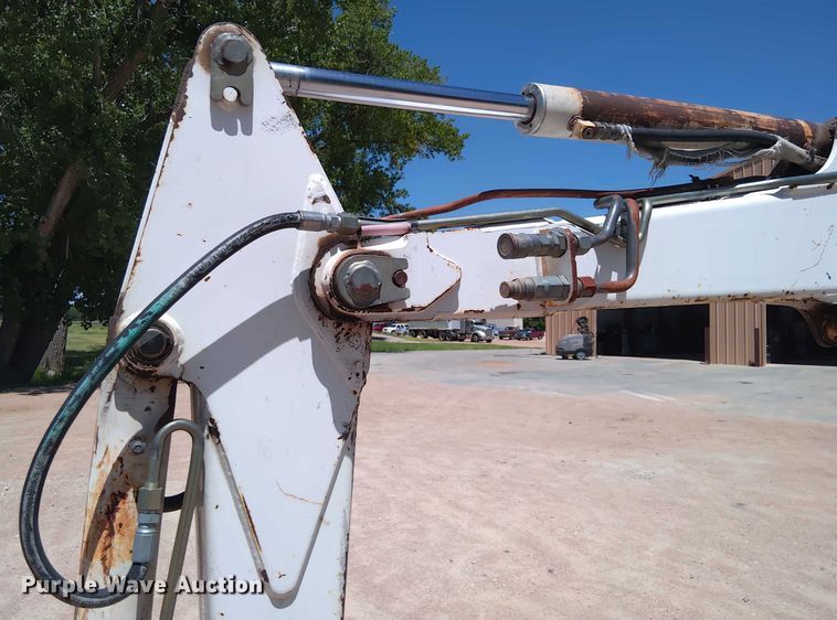 image for item DY0454 Bobcat 331 mini excavator