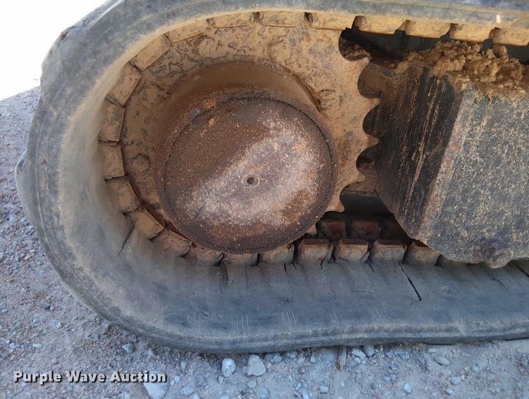 image for item DY0454 Bobcat 331 mini excavator