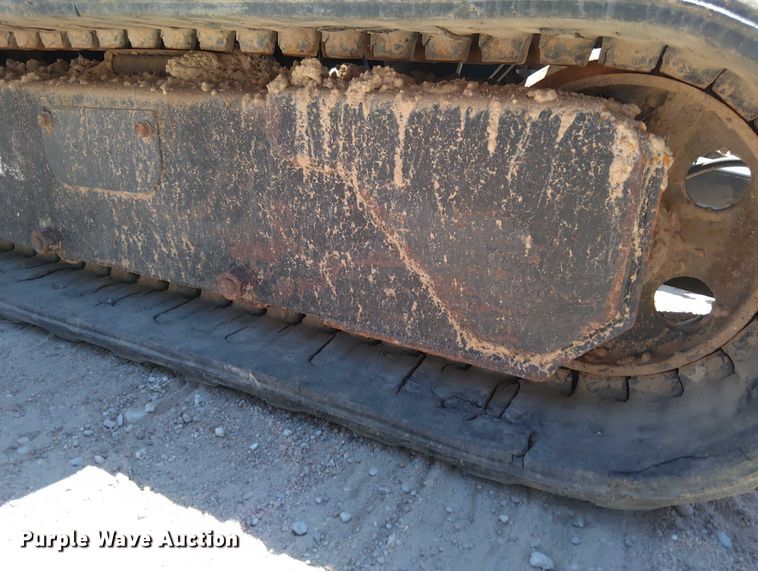 image for item DY0454 Bobcat 331 mini excavator