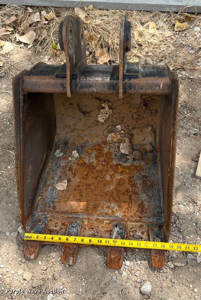 image for item DY0454 Bobcat 331 mini excavator