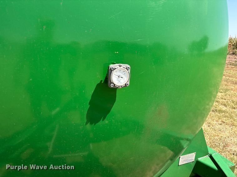 image for item DY0792 2009 Lee Diesel DT975 fuel trailer