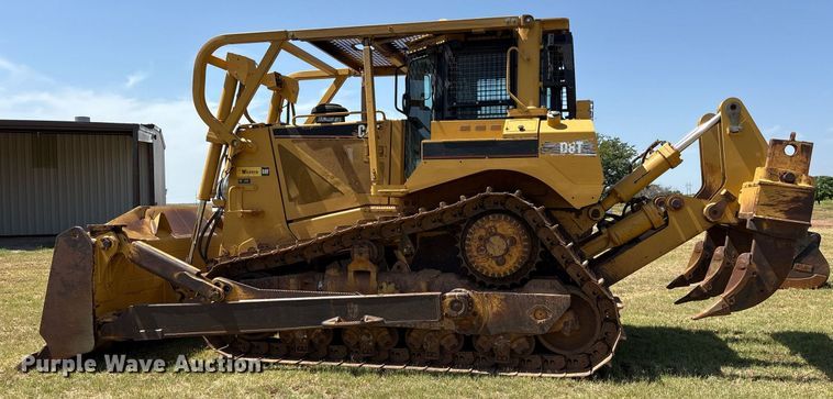 image for item DY0793 2007 Caterpillar D8T dozer
