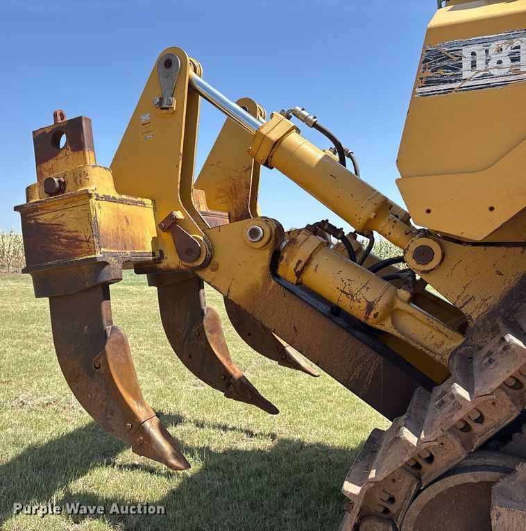 image for item DY0793 2007 Caterpillar D8T dozer