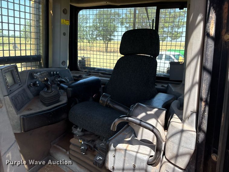 image for item DY0793 2007 Caterpillar D8T dozer