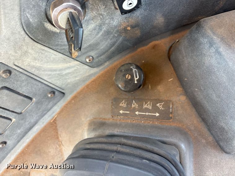 image for item DY0793 2007 Caterpillar D8T dozer