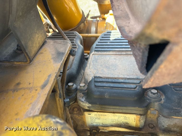 image for item DY0793 2007 Caterpillar D8T dozer