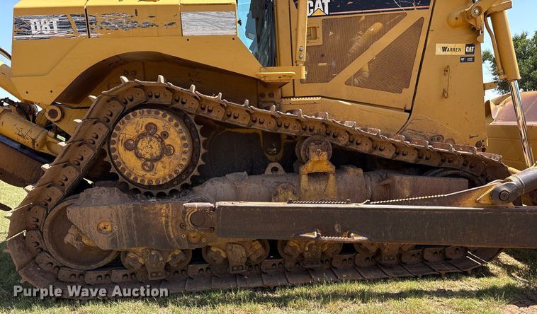 image for item DY0793 2007 Caterpillar D8T dozer