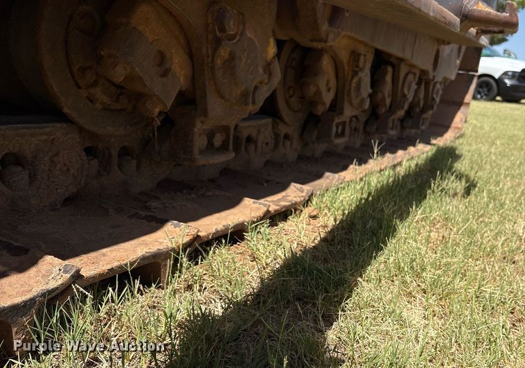 image for item DY0793 2007 Caterpillar D8T dozer