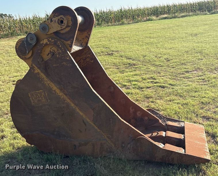 image for item DY0798 Caterpillar 336 DB Linkage HD excavator bucket