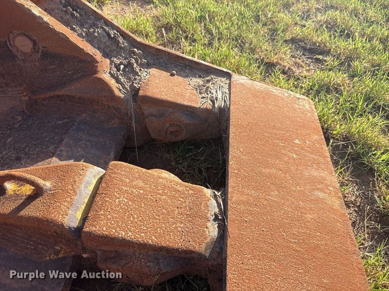 image for item DY0798 Caterpillar 336 DB Linkage HD excavator bucket