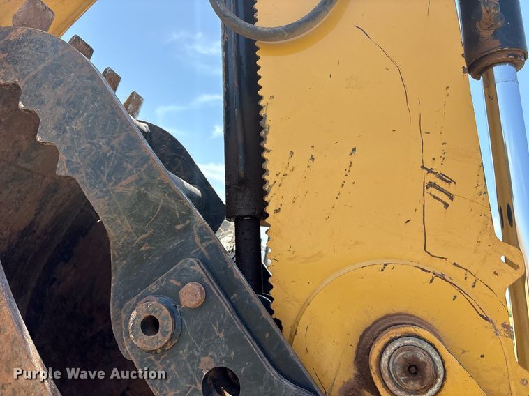 image for item DY0799 2016 Caterpillar 420F2 IT backhoe