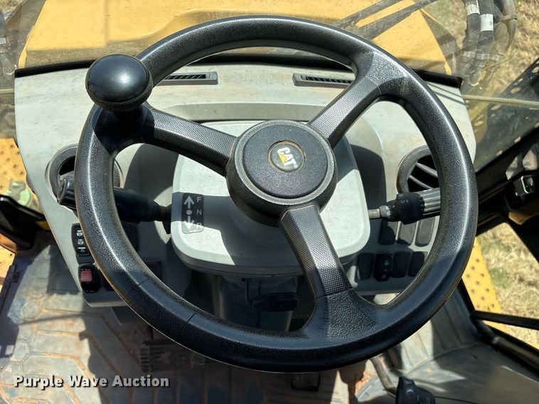 image for item DY0799 2016 Caterpillar 420F2 IT backhoe