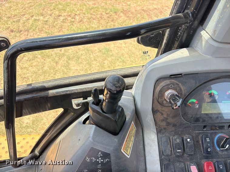 image for item DY0799 2016 Caterpillar 420F2 IT backhoe