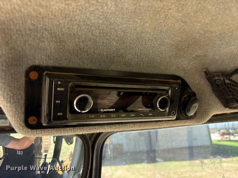 image for item DY0799 2016 Caterpillar 420F2 IT backhoe