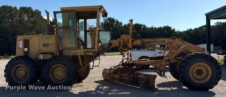 MOTOCONFORMADORA CATERPILLAR 120G 1982