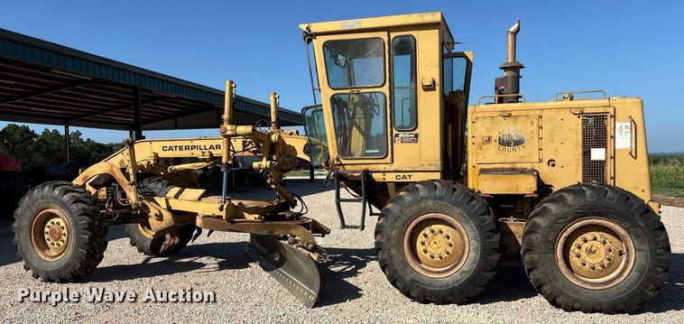image for item DY0851 1982 Caterpillar 120G motor grader