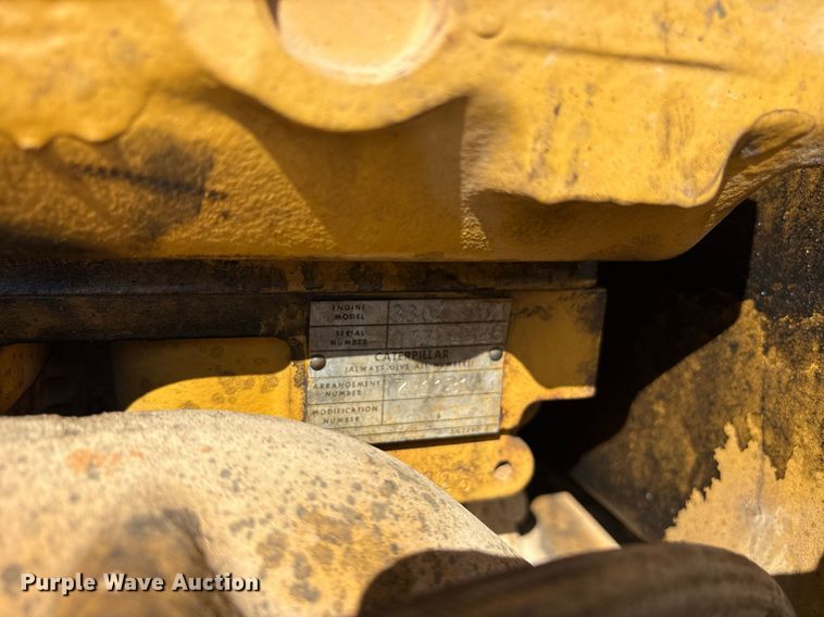 image for item DY0851 1982 Caterpillar 120G motor grader