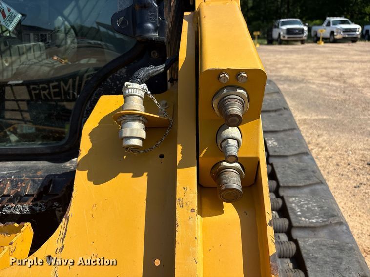 image for item DY0872 2021 Caterpillar 289D3 tracked skid steer loader
