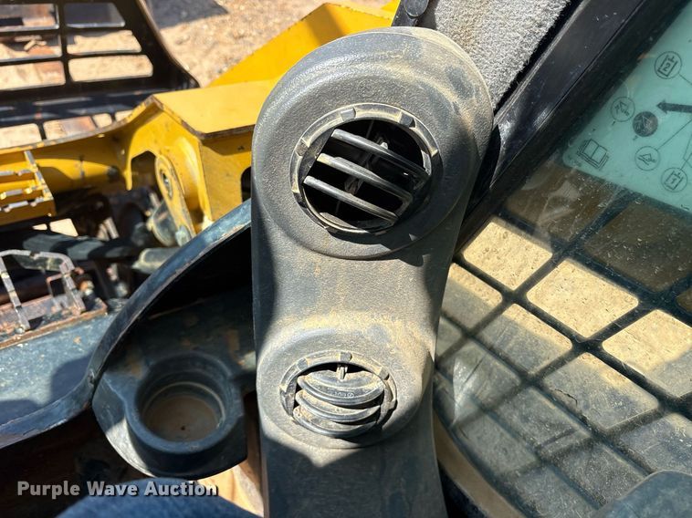 image for item DY0872 2021 Caterpillar 289D3 tracked skid steer loader