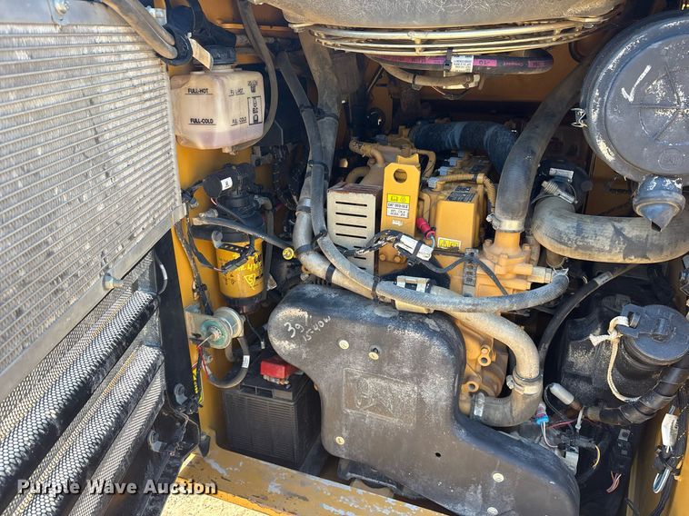 image for item DY0872 2021 Caterpillar 289D3 tracked skid steer loader