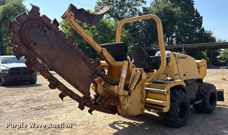 image for item DY0873 2001 Vermeer RT850 trencher