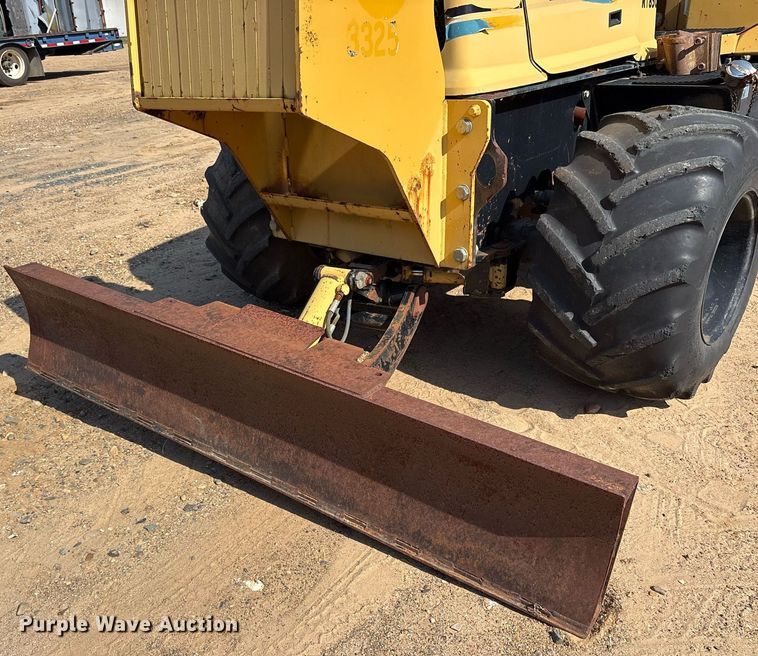 image for item DY0873 2001 Vermeer RT850 trencher