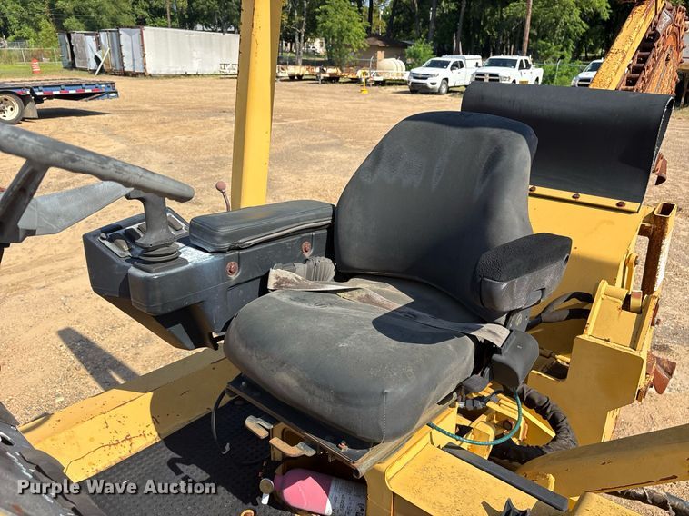 image for item DY0873 2001 Vermeer RT850 trencher