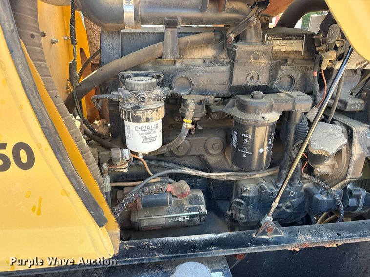 image for item DY0873 2001 Vermeer RT850 trencher