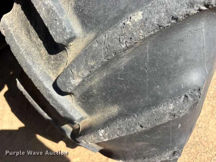 image for item DY0873 2001 Vermeer RT850 trencher