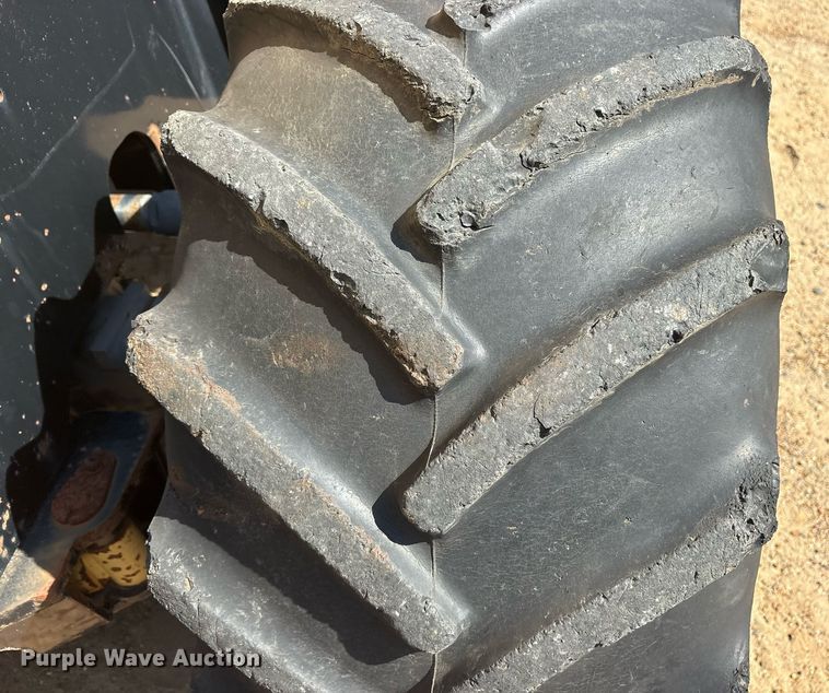 image for item DY0873 2001 Vermeer RT850 trencher