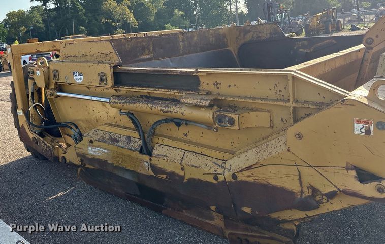 image for item DY0878 Reynolds scraper