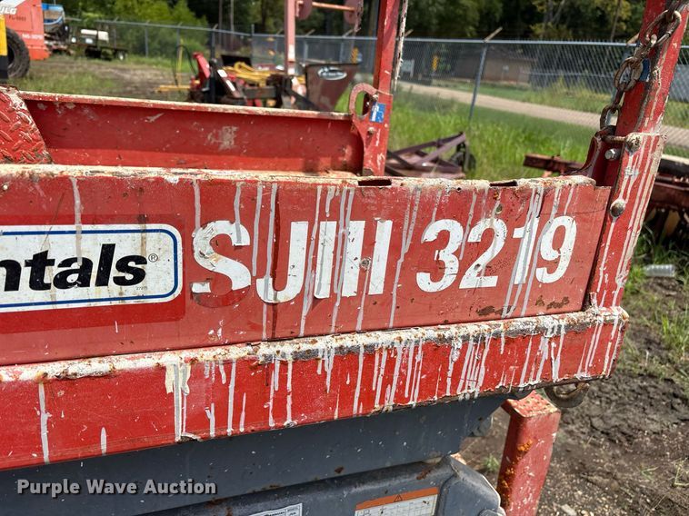 image for item DY0880 2013 Sky Jack SJIII 3219 scissor lift