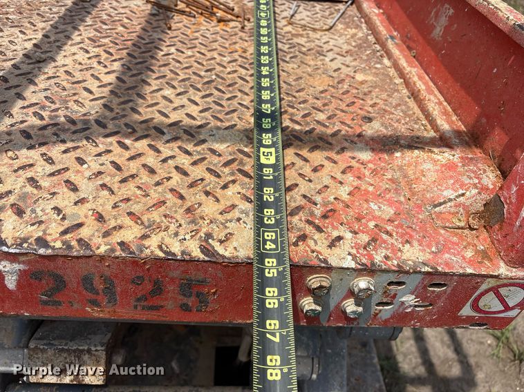 image for item DY0880 2013 Sky Jack SJIII 3219 scissor lift