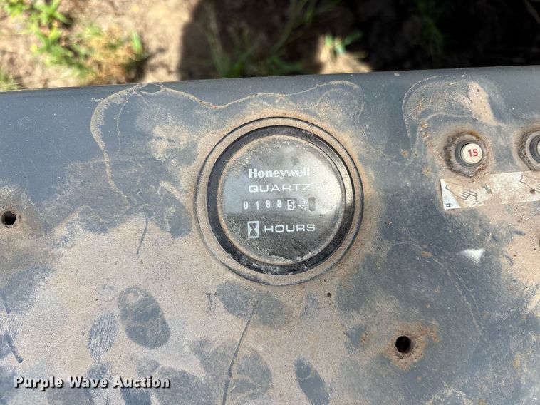 image for item DY0880 2013 Sky Jack SJIII 3219 scissor lift