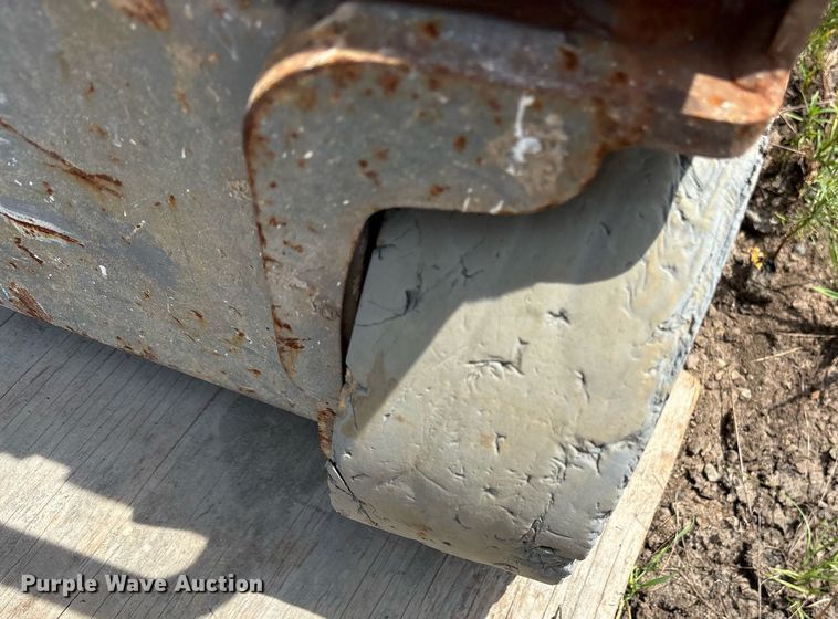 image for item DY0880 2013 Sky Jack SJIII 3219 scissor lift