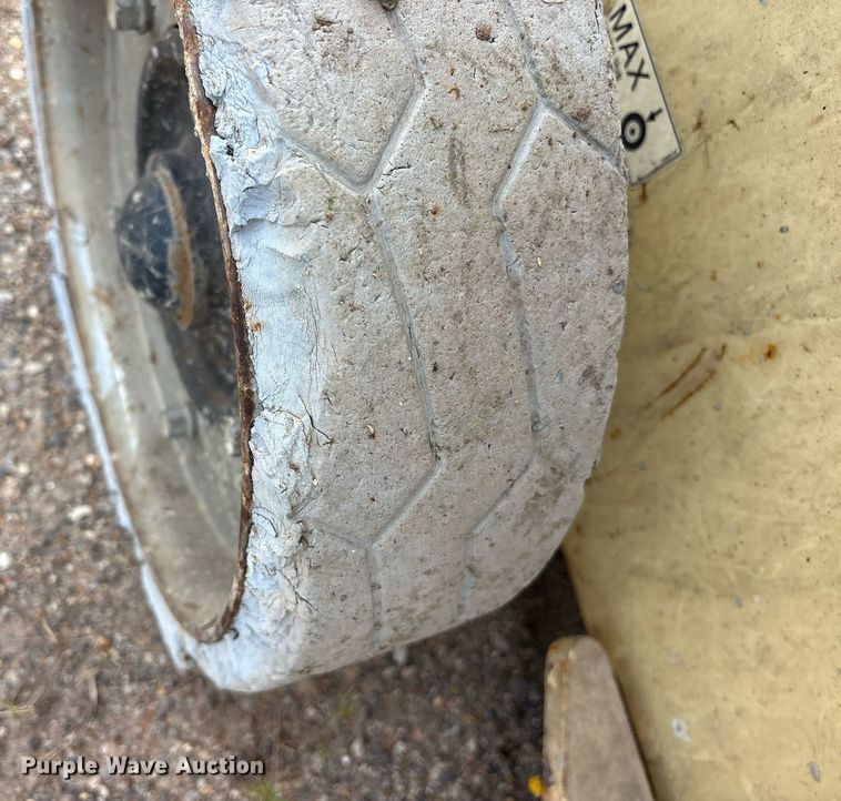 image for item DY0881 2007 JLG 2646ES scissor lift