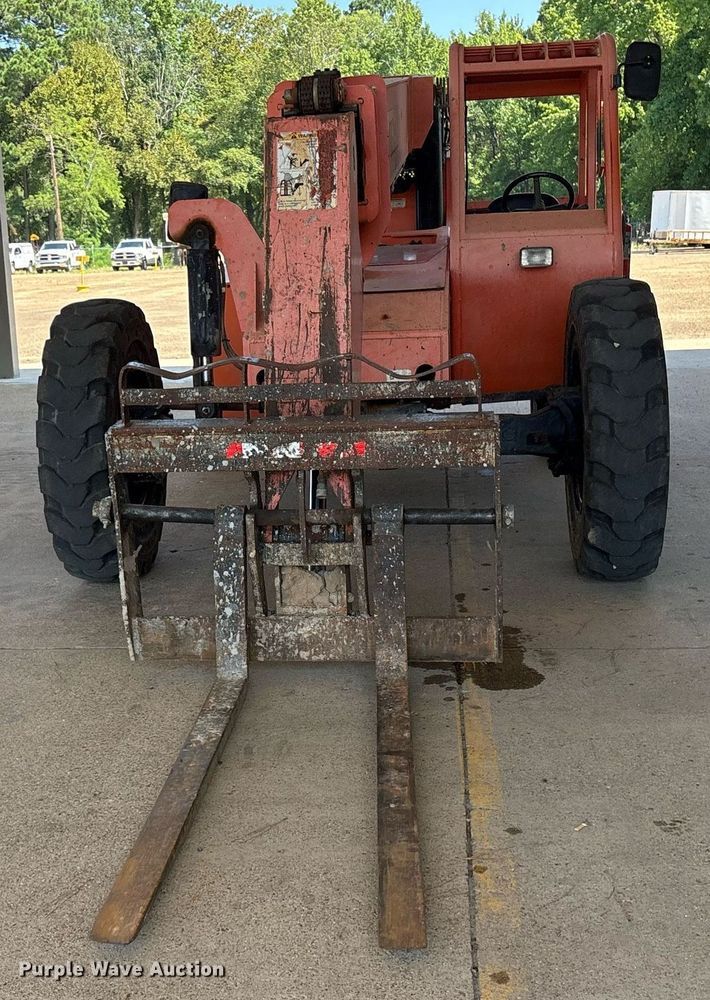 image for item DY0888 2006 Sky Trak 8042 telehandler