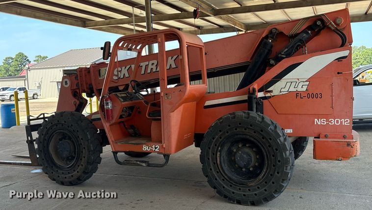 image for item DY0888 2006 Sky Trak 8042 telehandler