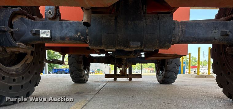 image for item DY0888 2006 Sky Trak 8042 telehandler