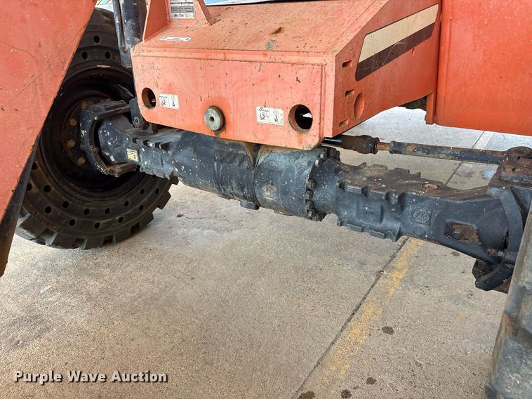 image for item DY0888 2006 Sky Trak 8042 telehandler