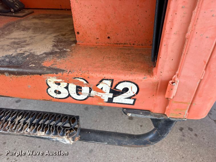 image for item DY0888 2006 Sky Trak 8042 telehandler