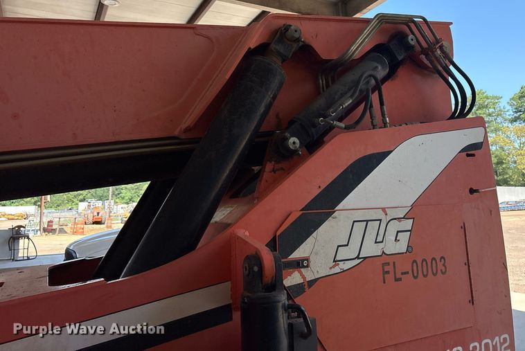 image for item DY0888 2006 Sky Trak 8042 telehandler