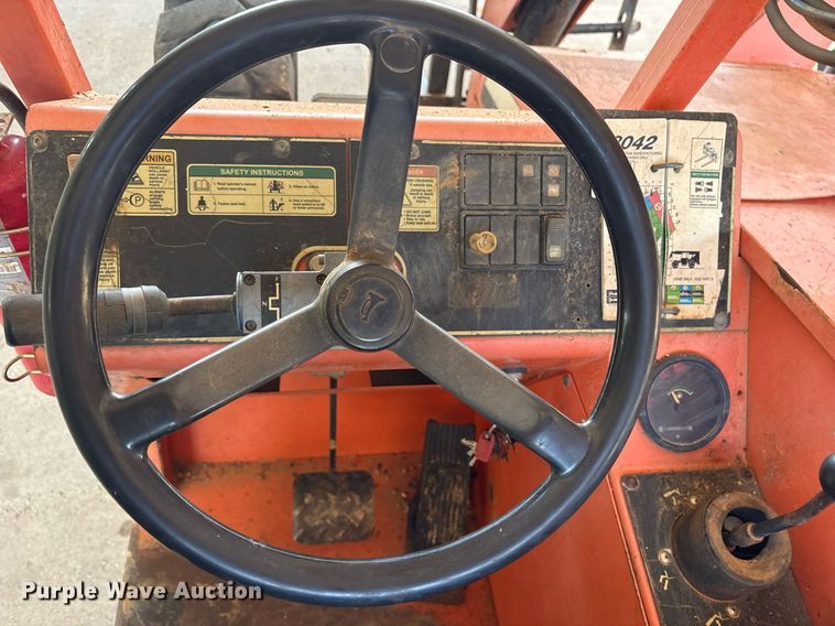 image for item DY0888 2006 Sky Trak 8042 telehandler