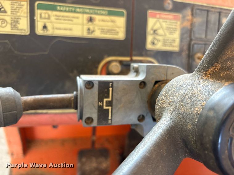 image for item DY0888 2006 Sky Trak 8042 telehandler