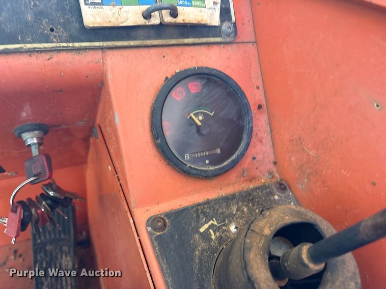 image for item DY0888 2006 Sky Trak 8042 telehandler