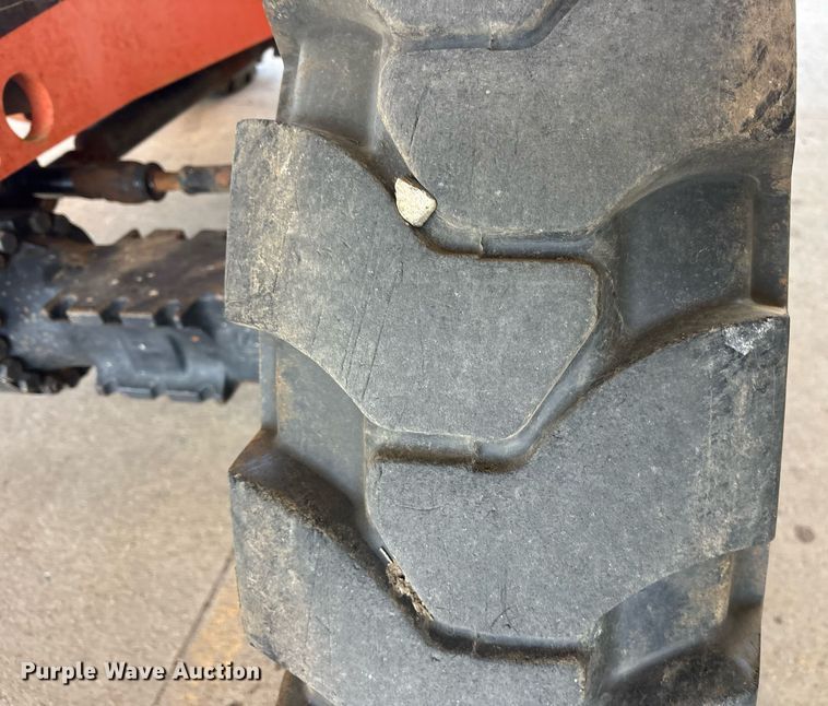 image for item DY0888 2006 Sky Trak 8042 telehandler