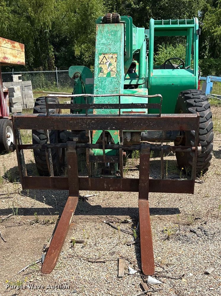 image for item DY0893 2006 Skytrak 6042 telehandler